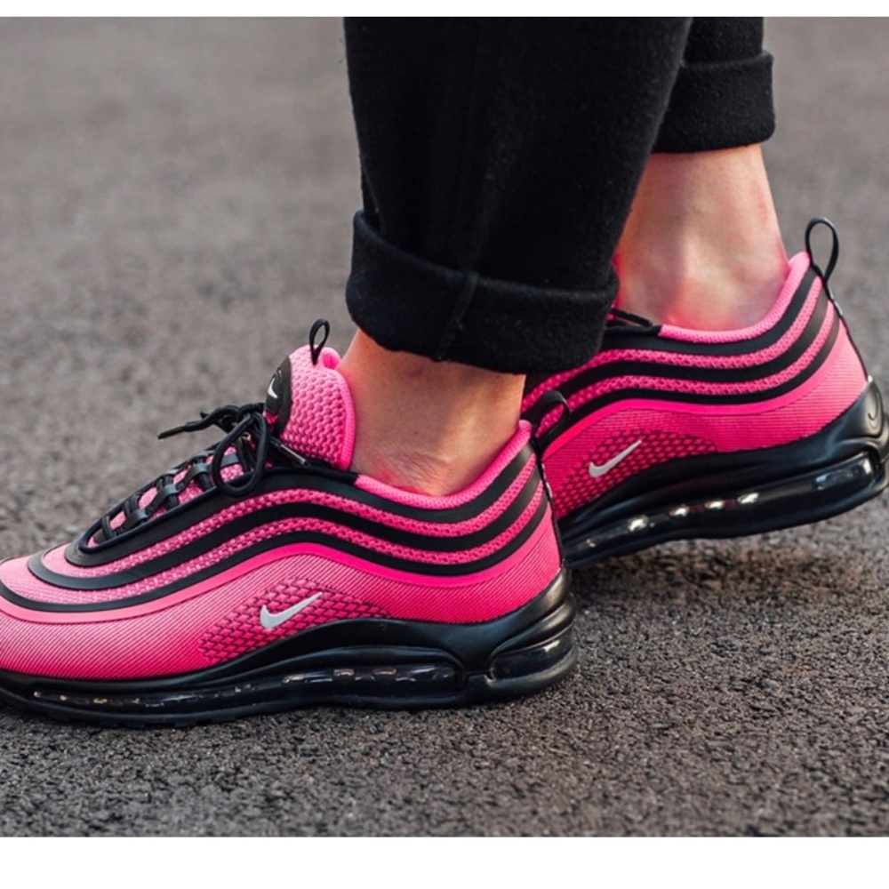 Nike Air Max 97 Ultra ’17 “Racer Pink” size 7 youth
